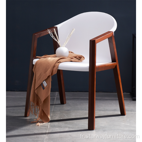 Chaise de salle à manger du siège en plastique de jambe en bois moderne PP